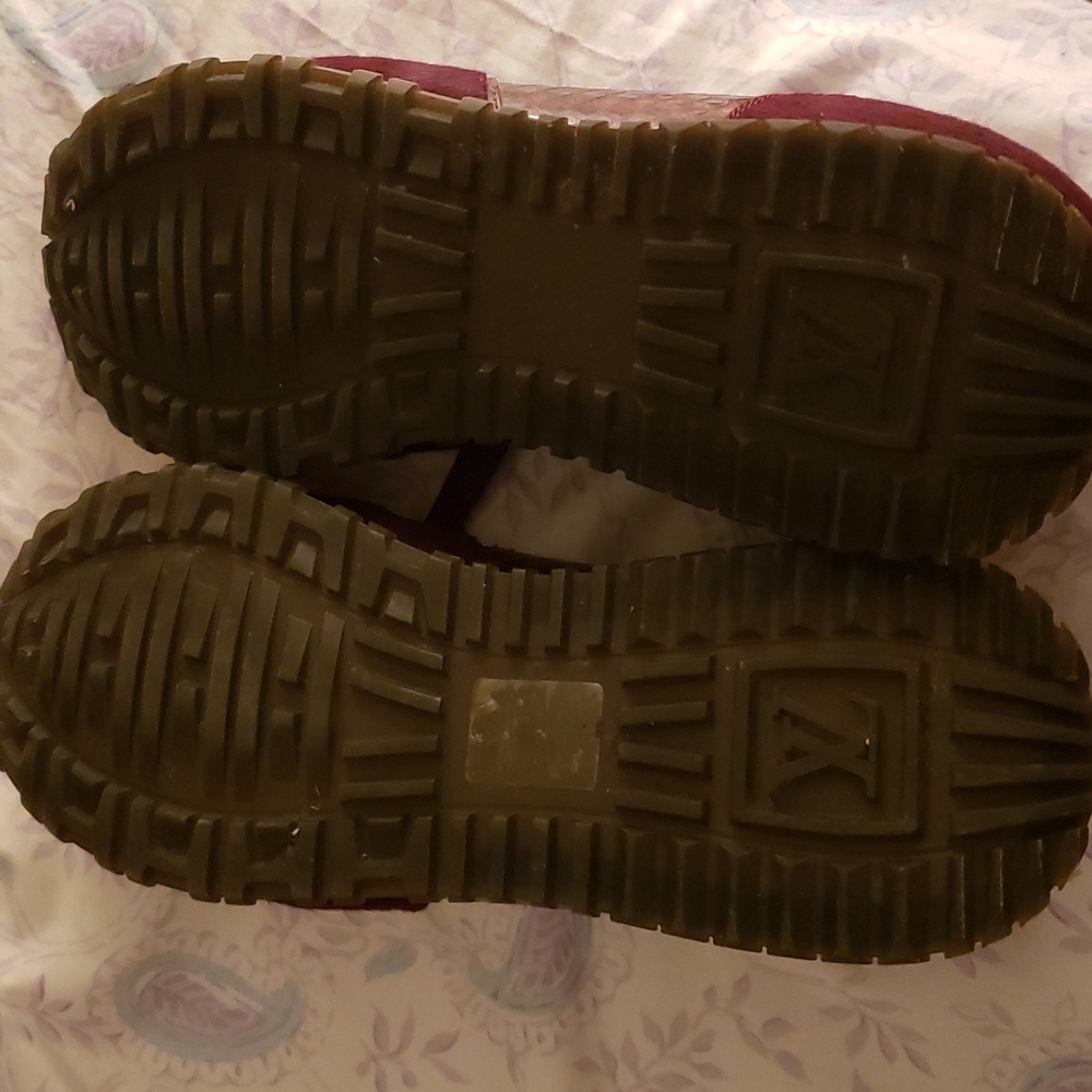 Women louis vuitton sneaker burgundy - Picture 3 of 4